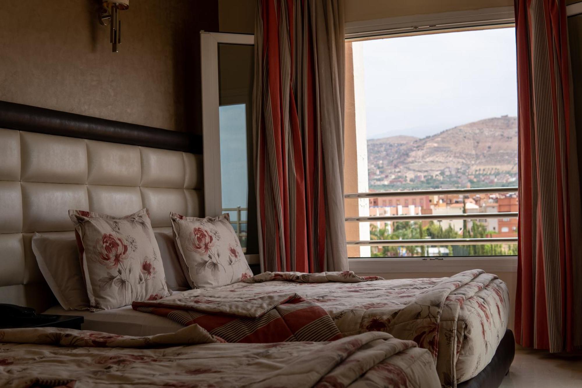 Hotel La Luna Beni Mellal Kültér fotó